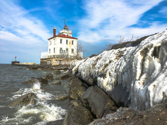 Headlands Beach Lighthouse Winter-0659