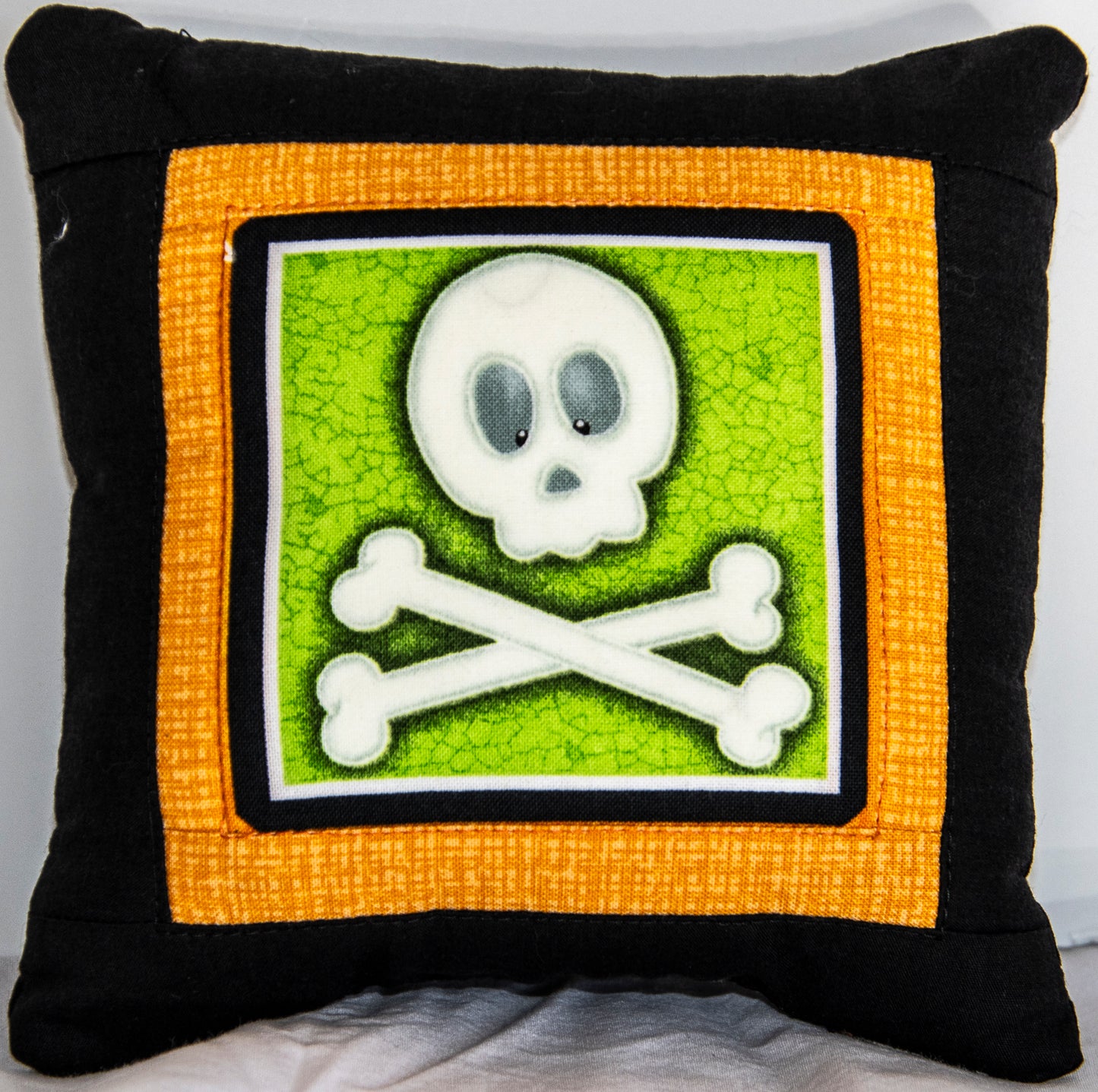 Halloween Pillow-DK-1-4-8110